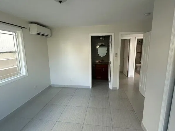 1816B Palolo Ave, Honolulu, HI 96816
