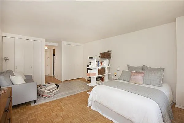 Sold by Barkin and Associates | media 3