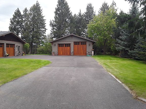3rd image of 1896 Riverwood Dr
