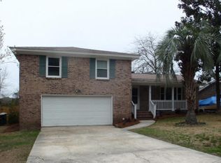 1207 Redeemer Dr, Hanahan, SC 29410