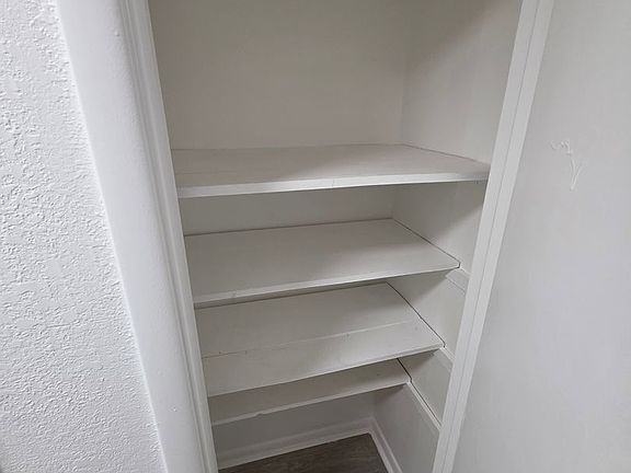 4th image of 13512 W 90th Pl