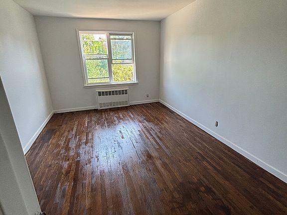 3rd image of 2161 Ford St