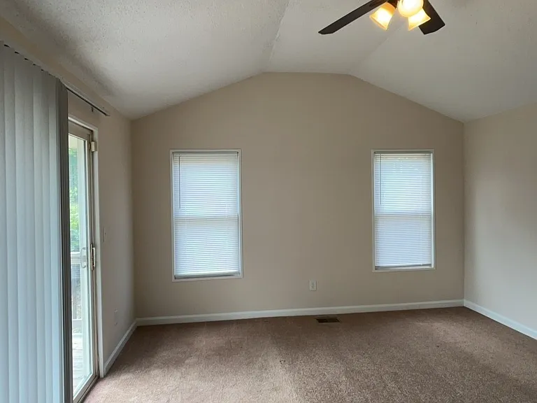 1430 High Meadow Dr — Photo 20