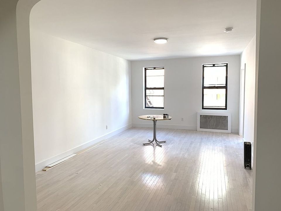1st image of 55 Linden Blvd APT 3R