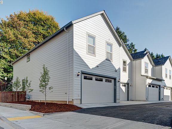 2nd image of 505 NE 72nd St