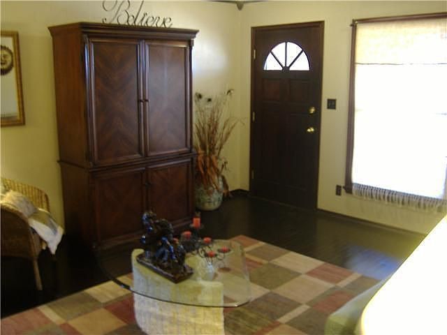 2nd image of 1514 Downing St