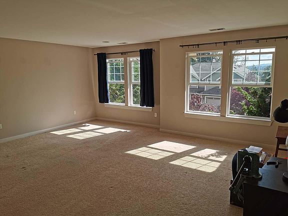 3rd image of 16656 NE 86th Ct