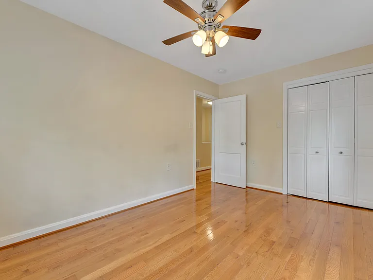 9017 Manchester Rd — Photo 14