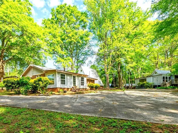 1098 Cown Rd, Villa Rica, GA 30180