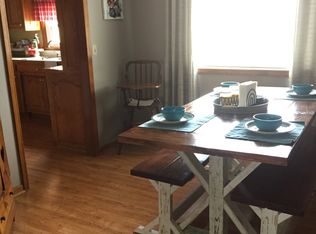 1909 Lakeview Rd, Mexico, MO 65265