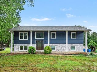 2310 24th Ave NE, Hickory, NC 28601