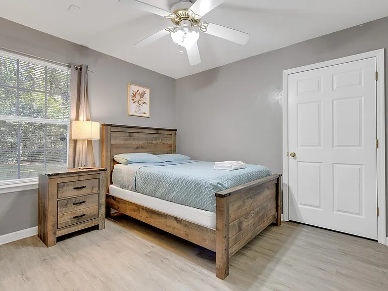 213 Cactus St — Photo 12