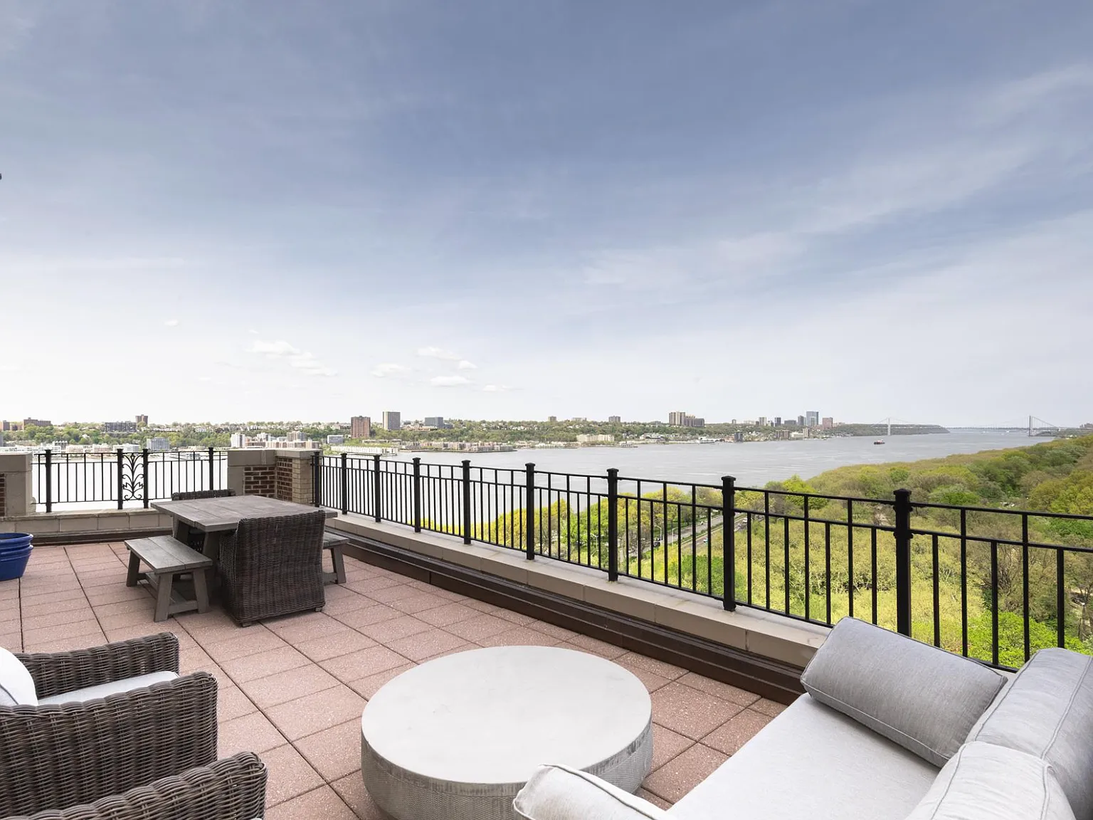 230 Riverside Drive — Photo 2