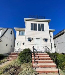 8 Thurston St, East Boston, MA, 02128