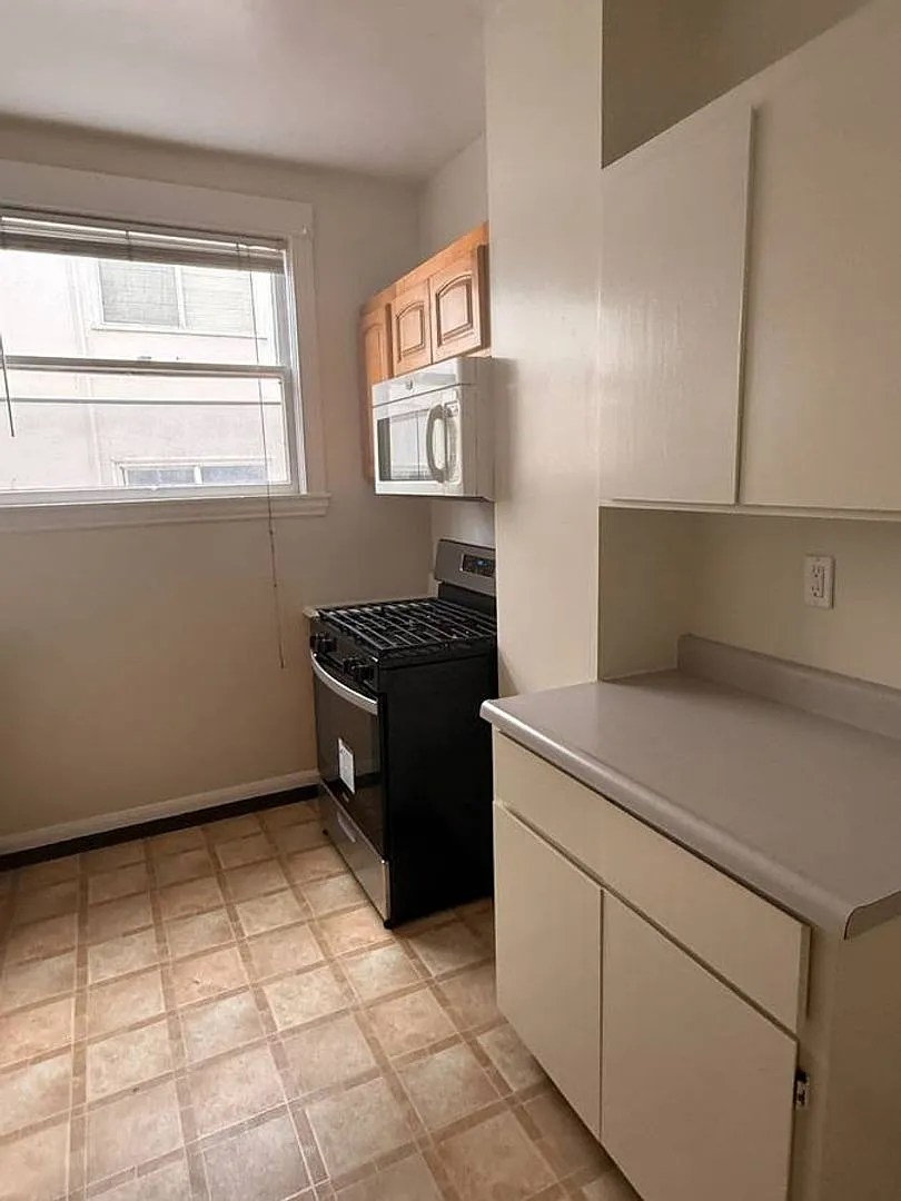 2br - 650ft2 - Sunny Apartment, Close To Everywhere! Near By Bart & Cal — Photo 4