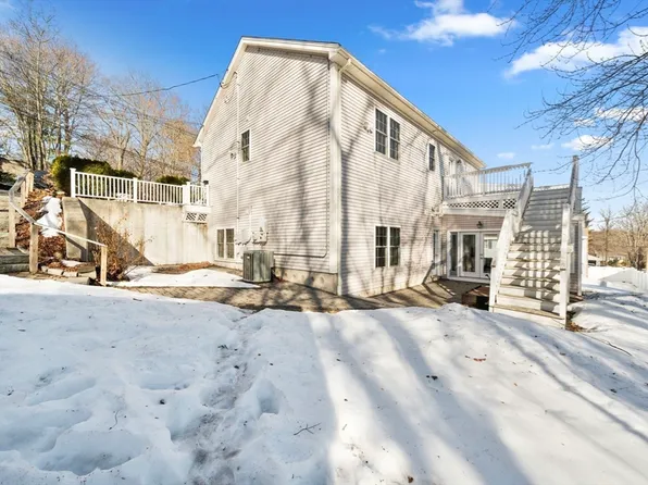 6 Fairlawn Ave, Burlington, MA 01803