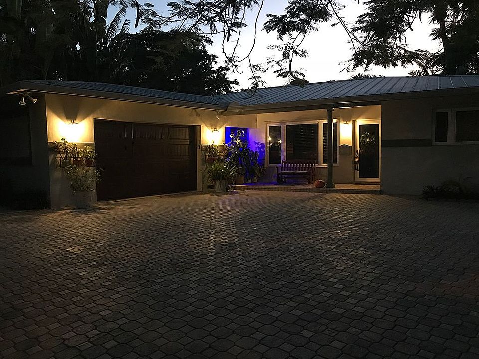 1st image of 2206 NE 15th Ave