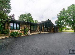 24736 S Willow Brook Trl, Crete, IL 60417