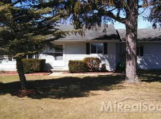 1743 Wales Center Rd, Goodells, MI 48027