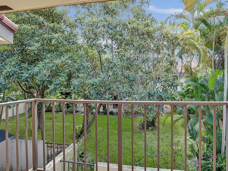 1330 NW 13th St #3 — Photo 41