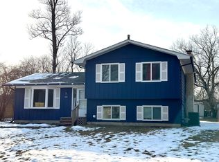 2327 Phillips Rd, Auburn Hills, MI 48326