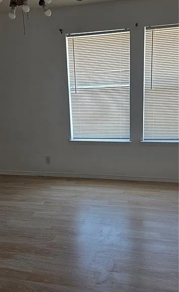 414 Rio Colorado St — Photo 21