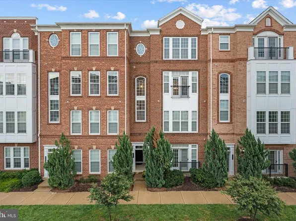 20643 Sibbald Sq, Ashburn, VA 20147