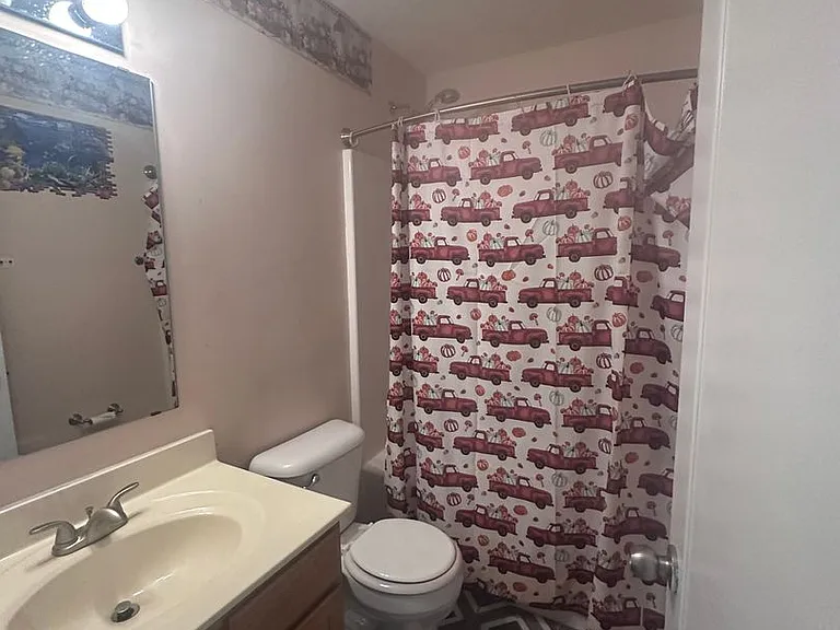 5706 Bannon Crossings Dr — Photo 15
