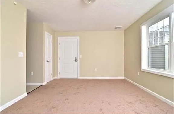 39 Athens St #4 — Photo 3