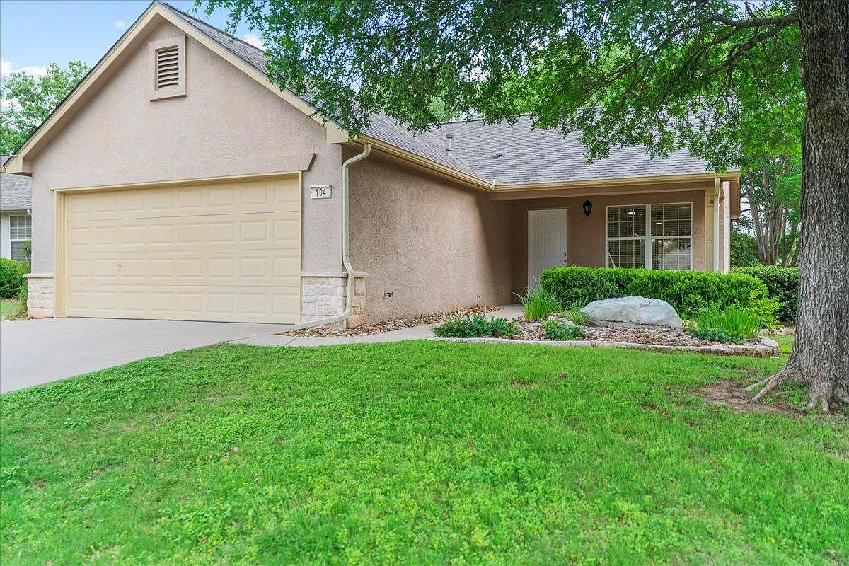 Building Photo - 104 Whitewing Way