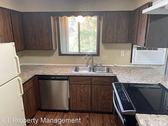 3rd image of 4418 S Donald Ct #4424