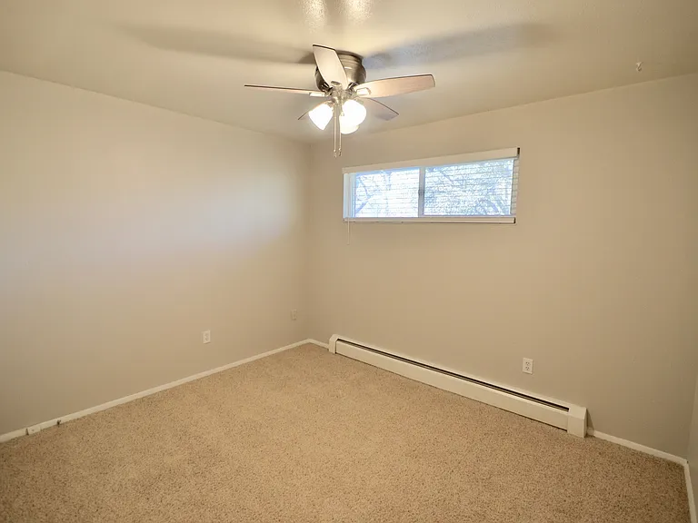 5705 S Pearl St — Photo 14