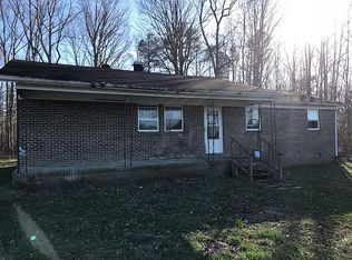 99 Doc Roberts Rd, Spencer, TN 38585