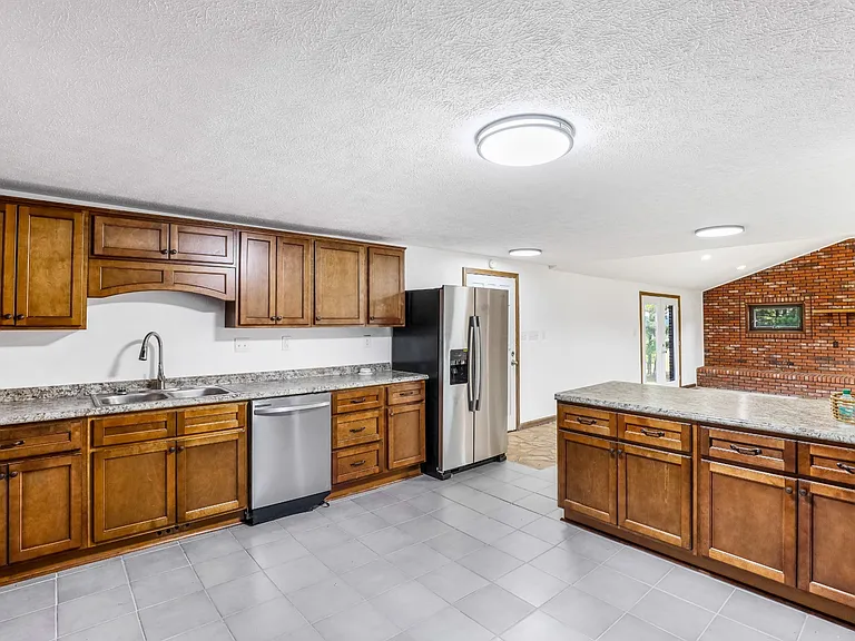 239 Wayne Threatt Rd — Photo 17