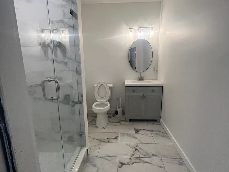 455 Pavonia Ave #1B — Photo 3