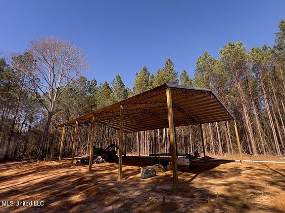 3rd image of 24 Nelson Rd