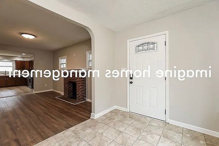 1st image of 5697 Chagrin Dr #1