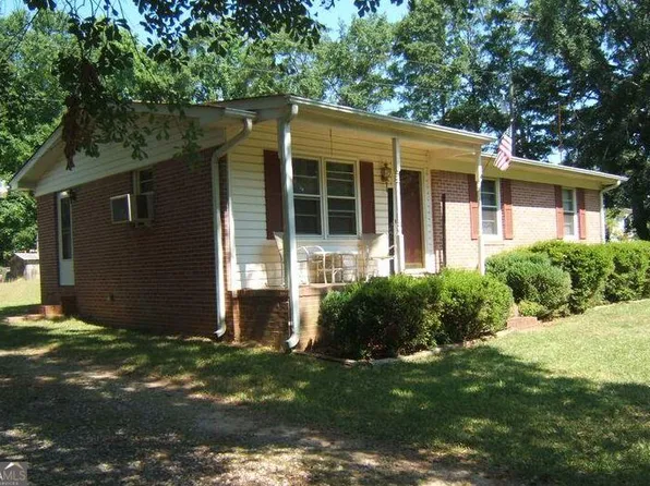 183 Calhoun Rd, Griffin, GA 30224