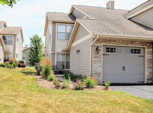 956 Arvle Cir #0, Sycamore, IL 60178