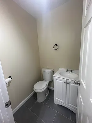 Rented by R New York | media 7