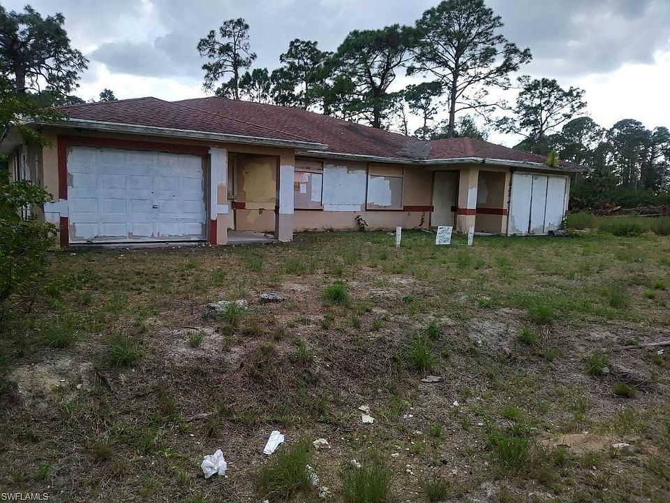 2nd image of 4727 Golfview Blvd