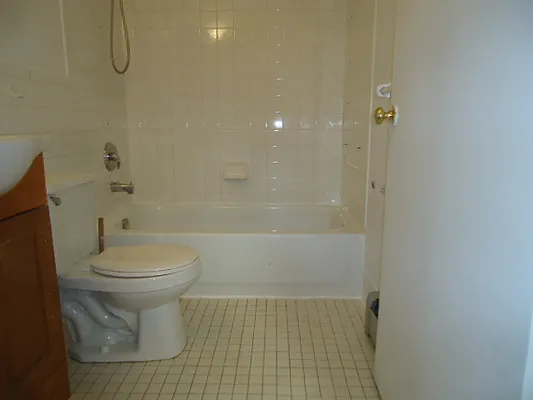 Rented by Hakeem Shahid, LREB | media 8