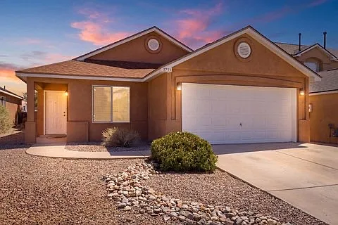 1733 Gallinas Rd NE — Photo 27