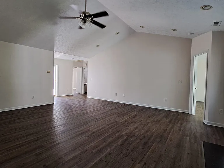 112 Tiger Woods Pl — Photo 5