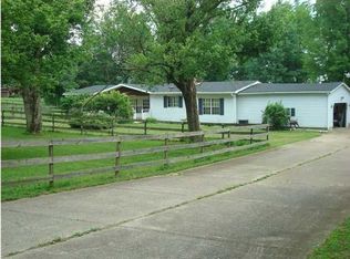 177 E Tennyson Rd, Boonville, IN 47601