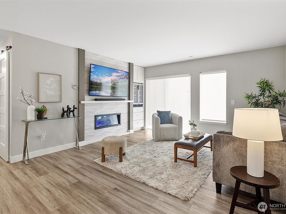 1st image of 12303 Harbour Pointe Boulevard #T104