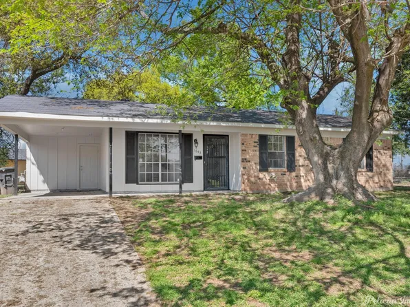 1643 Holiday Blvd, Bossier City, LA 71112