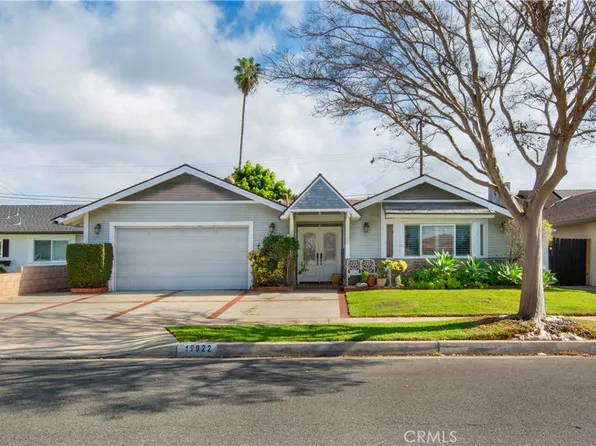 19922 Gloucester Ln, Huntington Beach, CA 92646