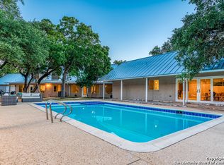 100 Village Cir, Hill Country Village, TX 78232