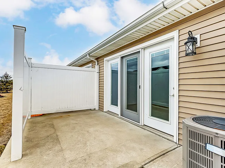 7080 Triumph Ln #9 — Photo 32